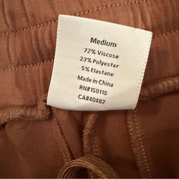 Varley DoubleSoft The Slim Cuff Pant 27.5" - Picture 5 of 7